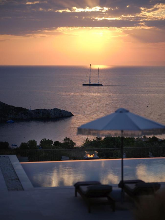 Rebek Luxury Villas & Suites Ájosz Nikólaosz Kültér fotó